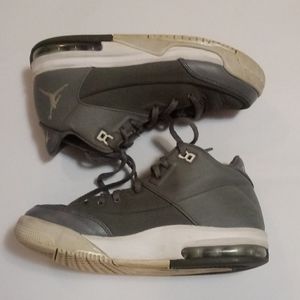 RETRO NIKE JORDAN FLIGHTS youth size 4.5 mid tops